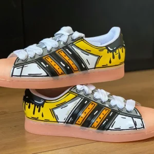 Custom Sneaker Boyama – Sana Özel Tasarım Ayakkabı